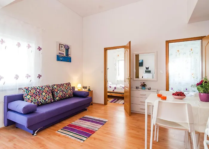 Two-bedroom In Apartamento Vinjerac